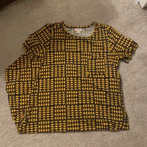 NWOT LulaRoe size XS Carly